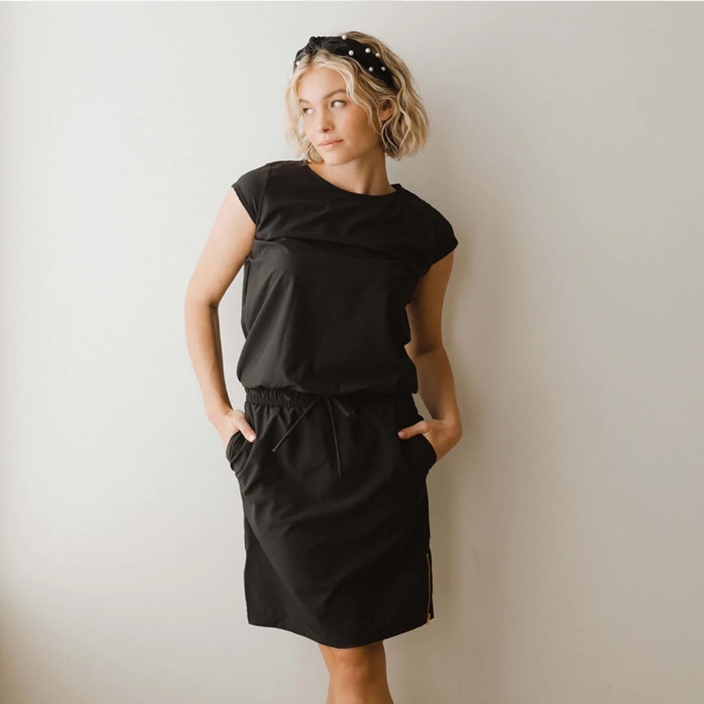 Albion Going Places Dress in black XS